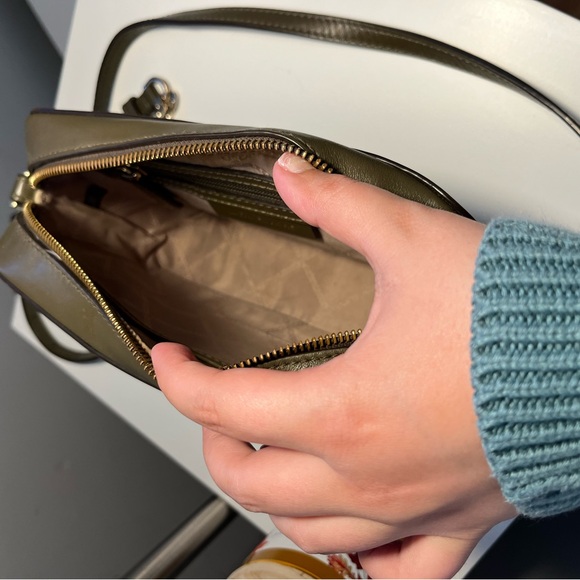 Michael Kors Green Crossbody Bag - Picture 6 of 8